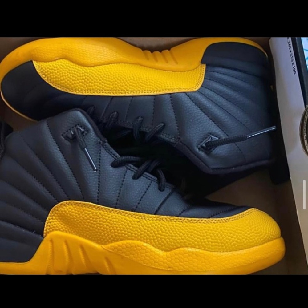 Jordan 12 black and yellow